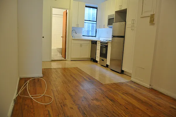 Rented by Sky Management | media 30