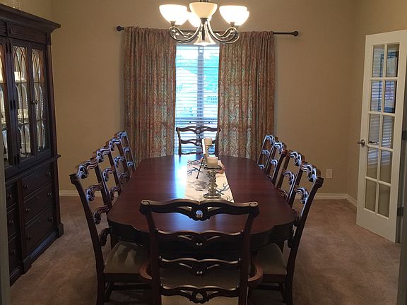 office  used as a dining rm