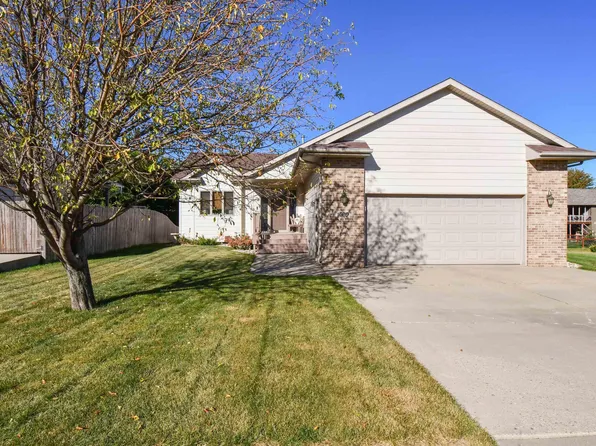 1609 S Purdue Ave, Sioux Falls, SD 57106