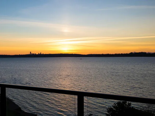 115 5th Ave S APT 3, Kirkland, WA 98033