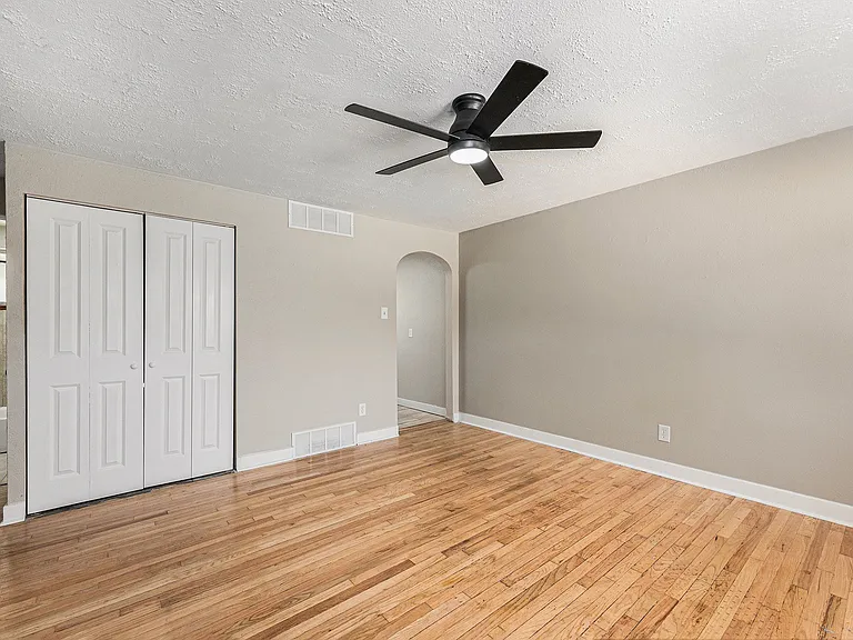 1150 N Rosemary St — Photo 7