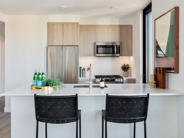 54 Crown Street 624 image 2 of 44