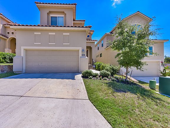 3rd image of 3942 Woodbridge Way