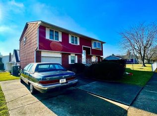 2219 Andrea Dr, Bensalem, PA 19020