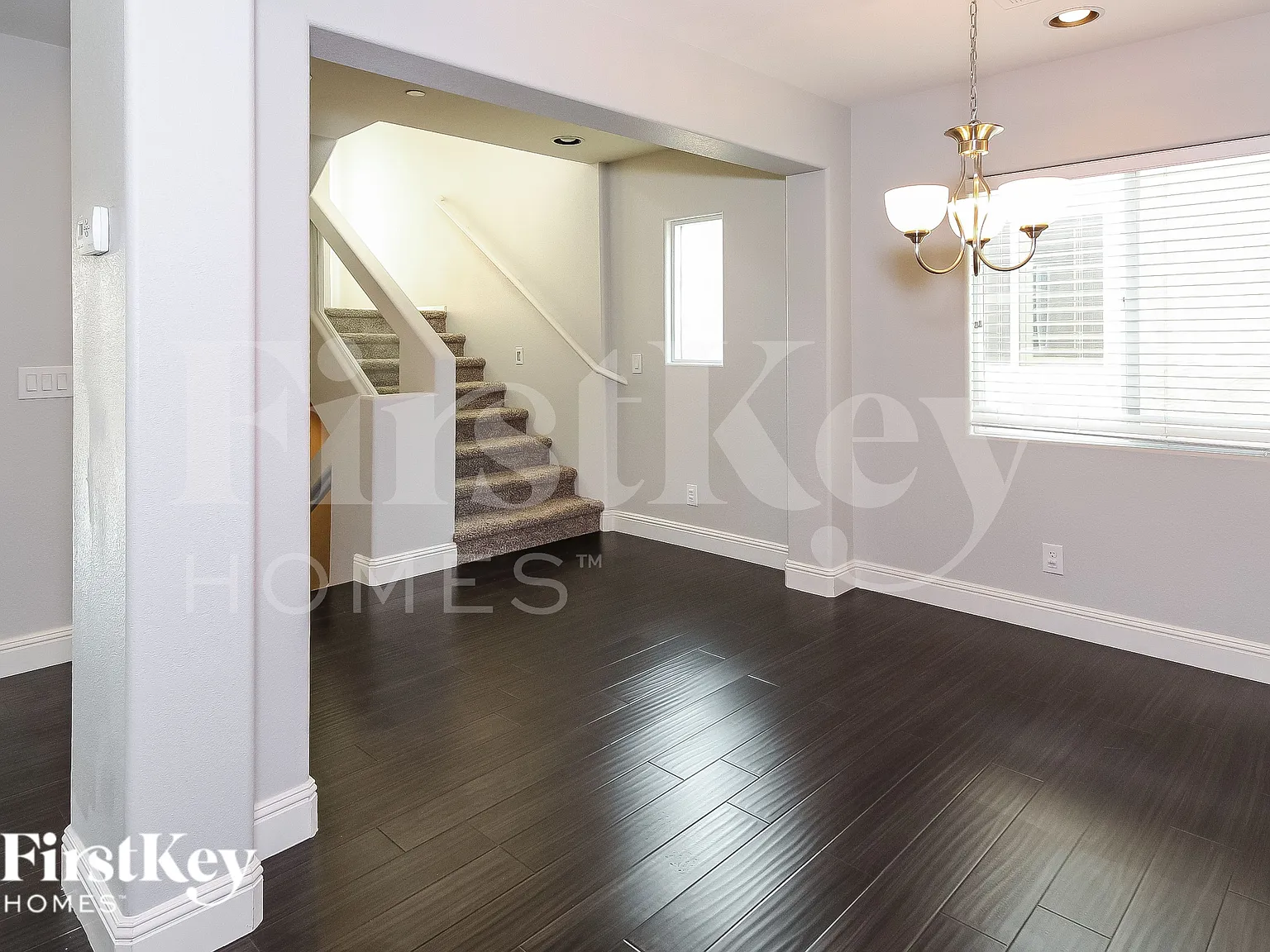 3 bed, 2.5 bath, 2086 sqft, $2,515 — Photo 4