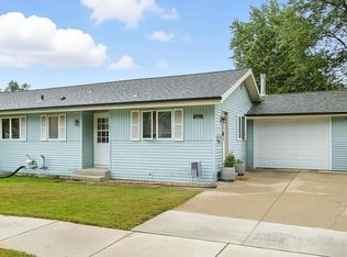 905 Vandenburg St, Sun Prairie, WI 53590