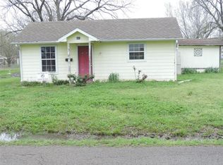 401 NE 8th St, Cooper, TX 75432