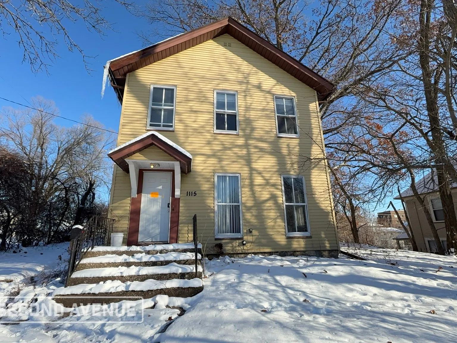 3 bed, 2.5 bath, 1782 sqft, $1,275 — Photo 1