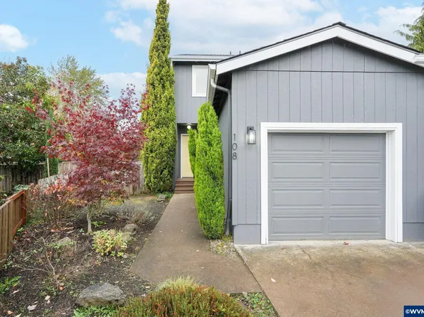 108 NE Powderhorn Dr, Corvallis, OR 97330