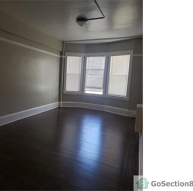1st image of 437 Hyde St #10