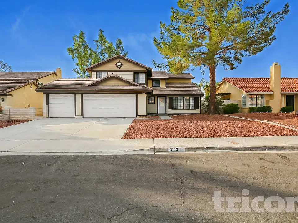 3143 Regal Oak Dr