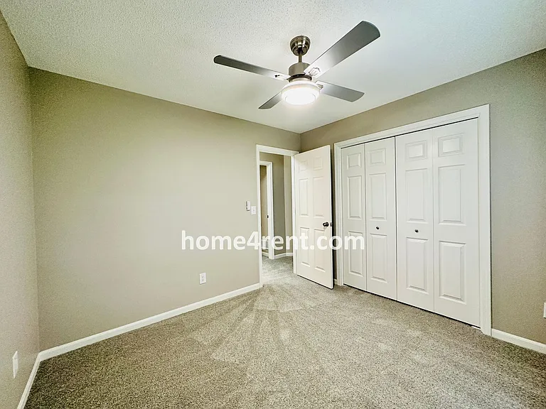 902 Sherman Pkwy — Photo 51