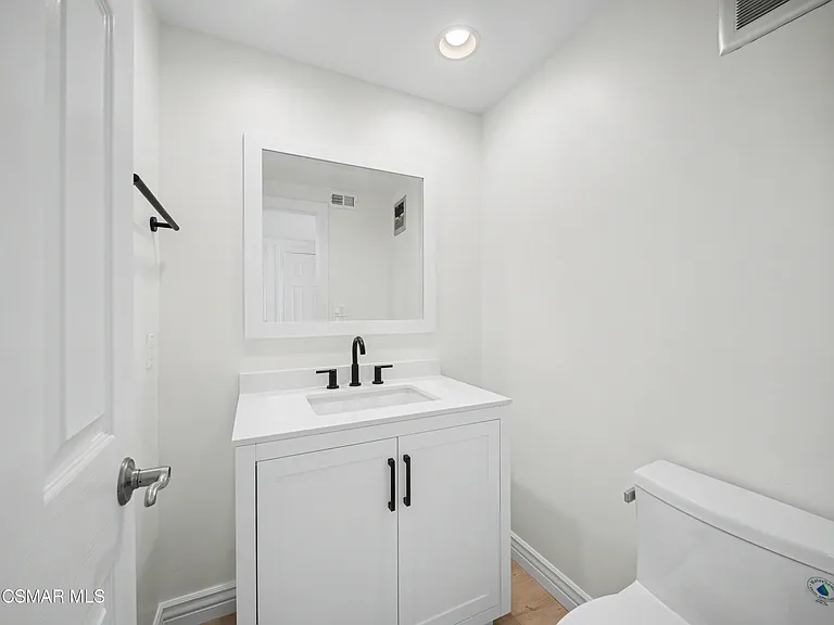 22777 Brenford St — Photo 13