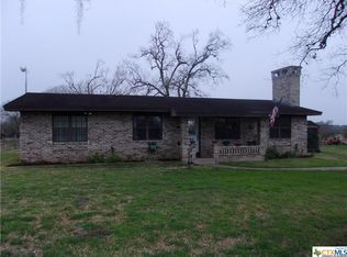 1045 Berger Rd, Victoria, TX 77905