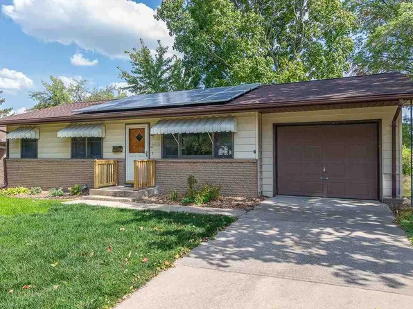 1318 Spruce St, Iowa City, IA 52240