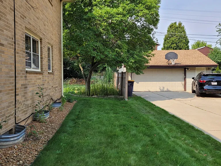3027 S 83rd St #UPPER — Photo 7