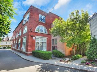 32 Pine St APT 7, Norwalk, CT 06854