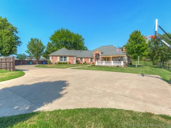 3227 N Birmingham Ave, Tulsa, OK 74110