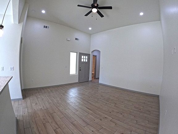 3rd image of 1332 Mission Nuevo Dr #B