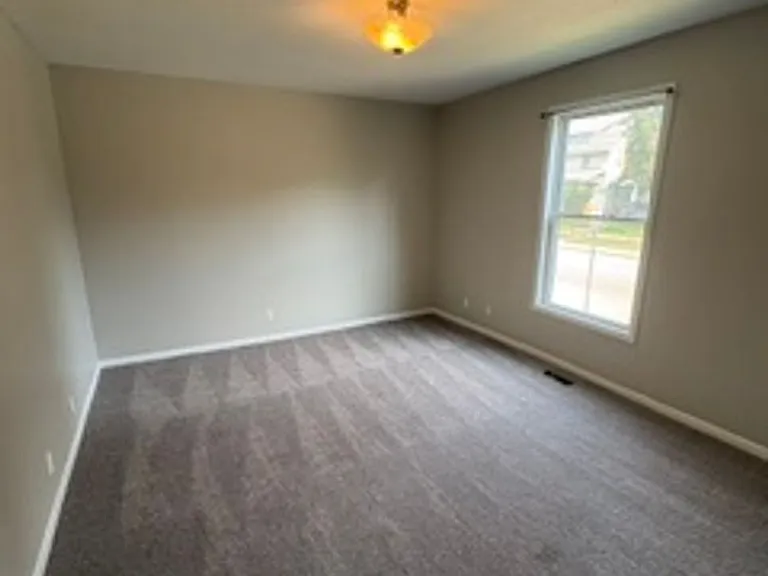 510 W Columbia Ter — Photo 13