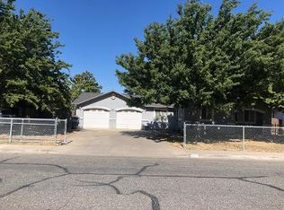 1722 N Conyer St, Visalia, CA 93291