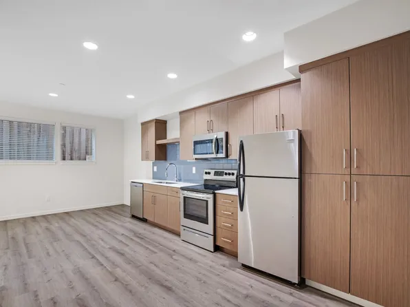 Ellie Jean Apartments