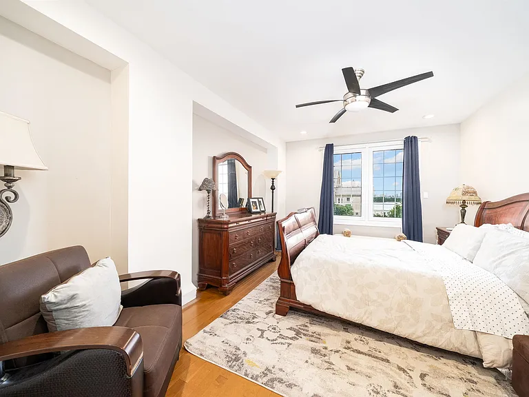 101 Shearwater Ct E — Photo 11