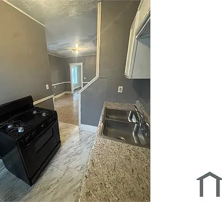 632 E 101st St #1 — Photo 12