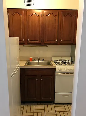 Rented by Shany Landmarks LLC | media 8