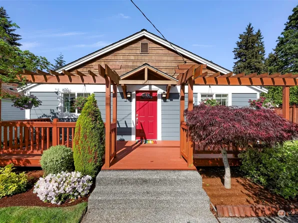 11539 8th Avenue NE, Seattle, WA 98125