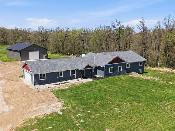 3rd image of 25265 Marsh Rd