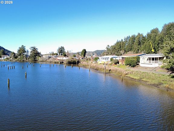 5th image of 100 River Bend Rd Space 24