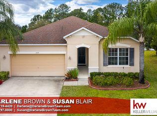 1717 Strathmore Cir, Mount Dora, FL 32757