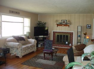 2524 Yale Rd, Lawrence, KS 66049