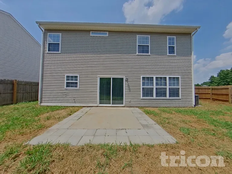 12724 Deaton Hill Dr — Photo 16
