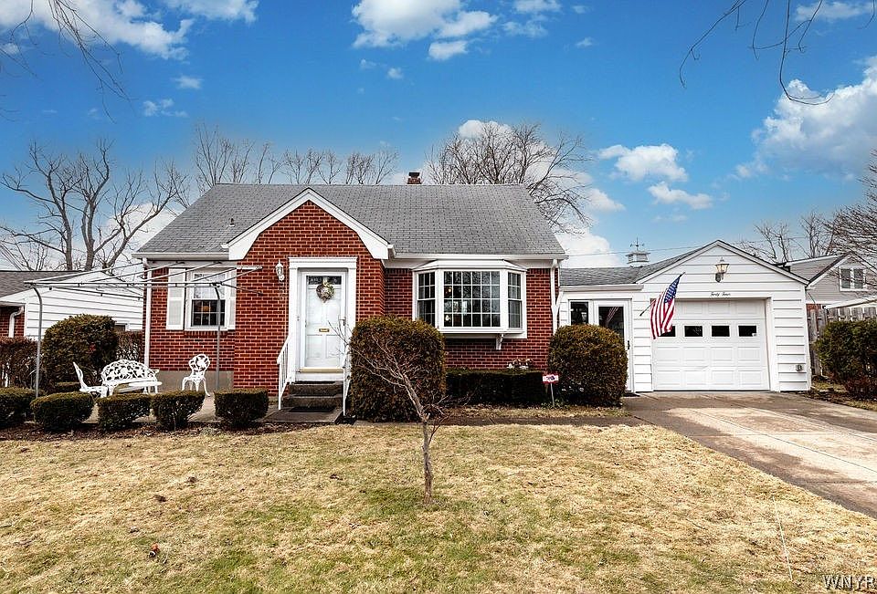 1st image of 44 Pinevale Ct