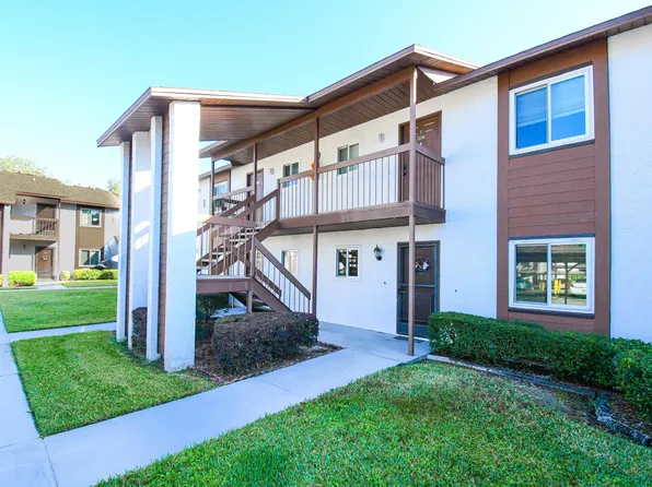 39132 County Road 54, Zephyrhills, FL