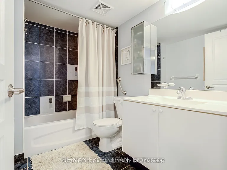 7 N Park Rd #908 — Photo 20