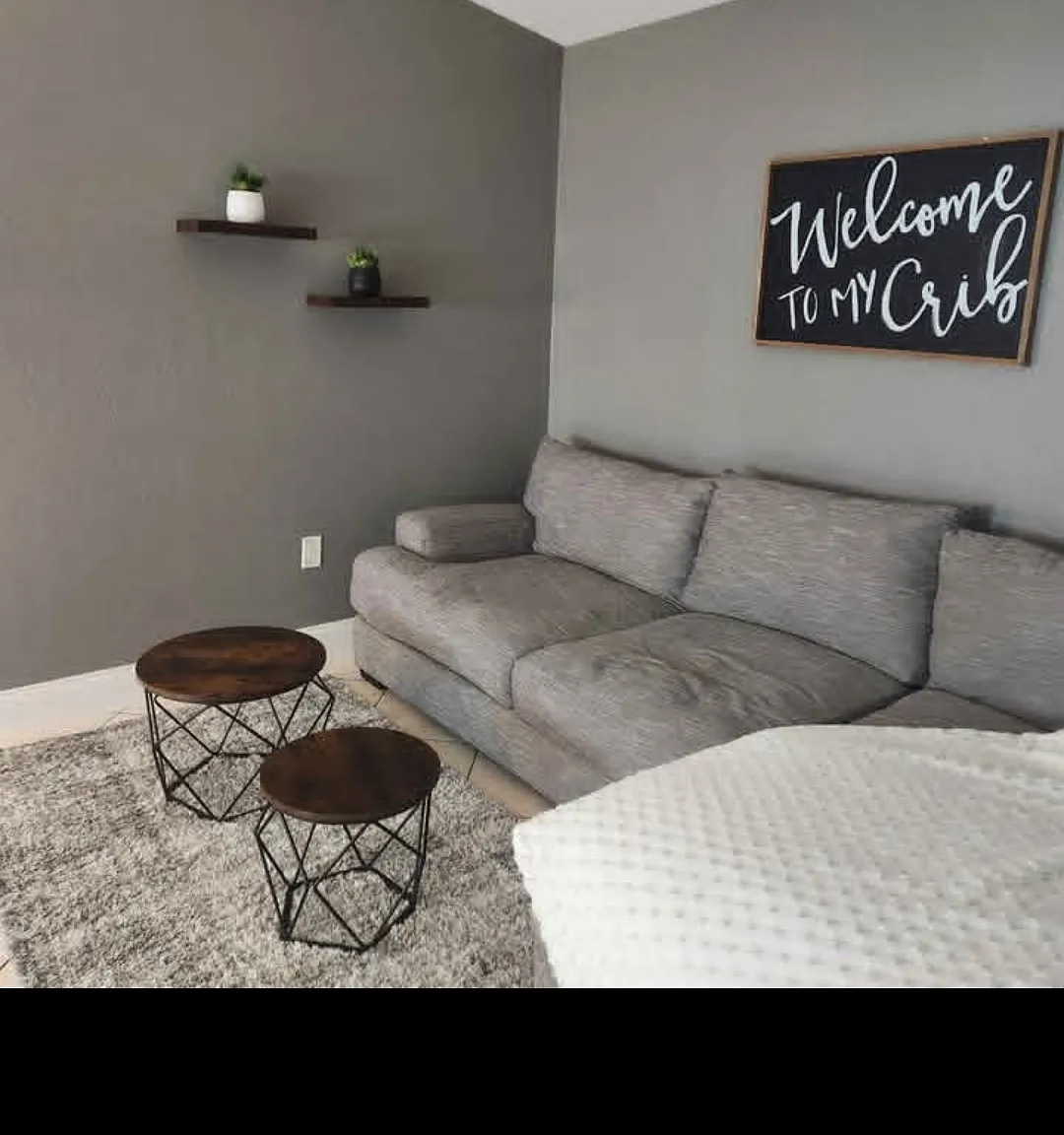 2 bed, 1300 sqft, $1,500 — Photo 2