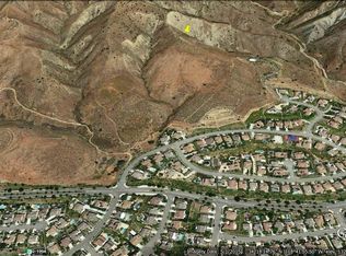 40 Hanna Ln, Simi Valley, CA 93063
