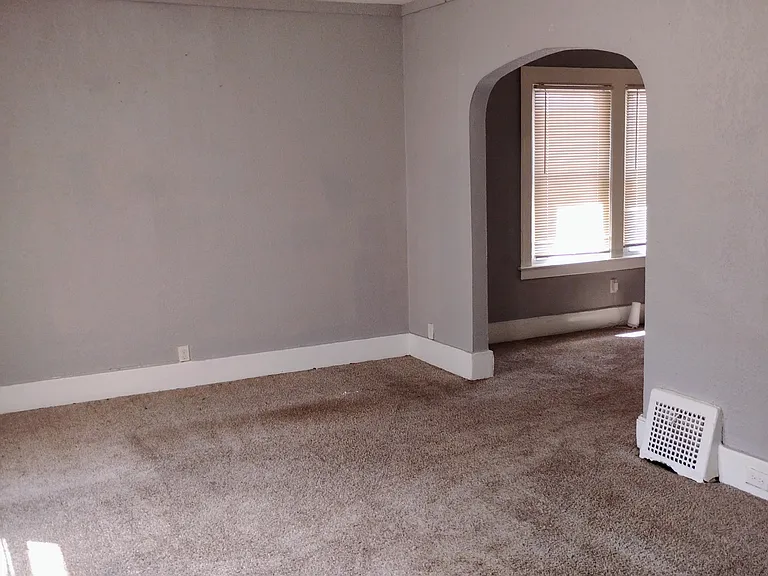 16621A Monica St — Photo 3