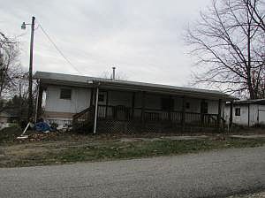 2nd image of 202 19th St