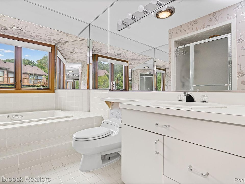 4418 Pinehurst Dr, photo 27