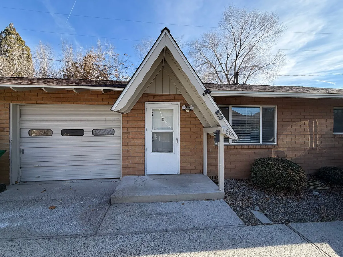 Building Photo - 885 E Taylor St