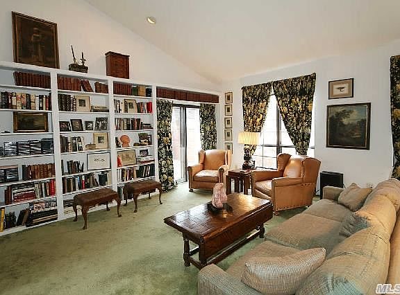 4th image of 308 Aerie Ct