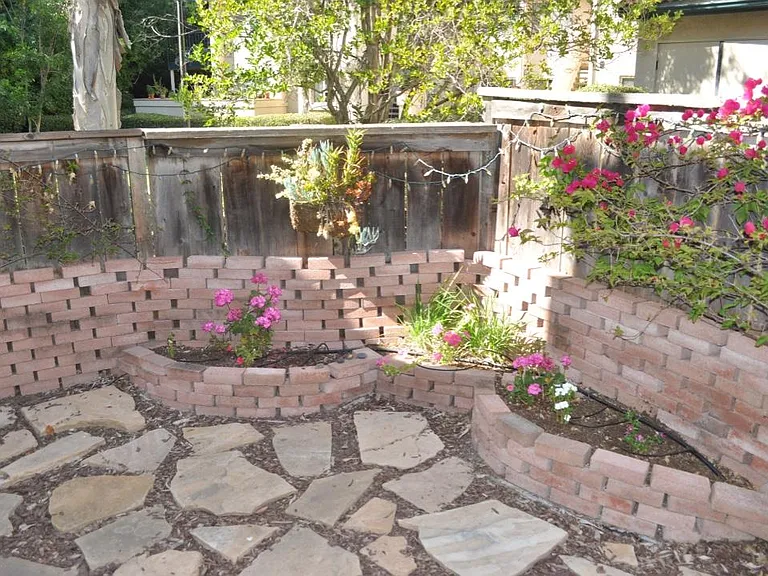11353 Avenida De Los Lobos #E — Photo 23