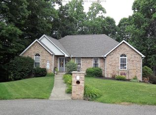 5 Hitchcock Cir, Elkview, WV 25071