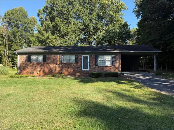 120 Brier Creek Rd, Advance, NC 27006