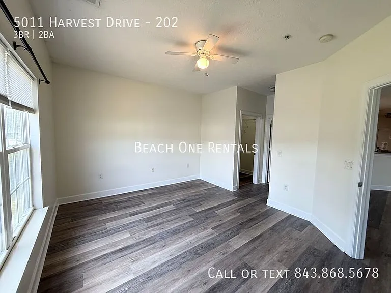 5011 Harvest Dr #202 — Photo 8