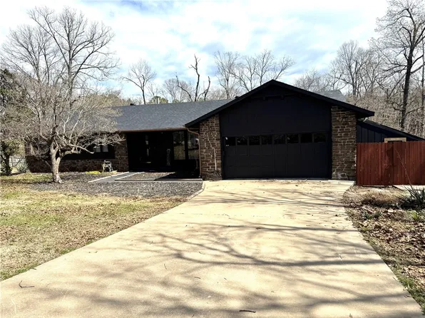 2395 Sequoyah Dr, Rogers, AR 72758